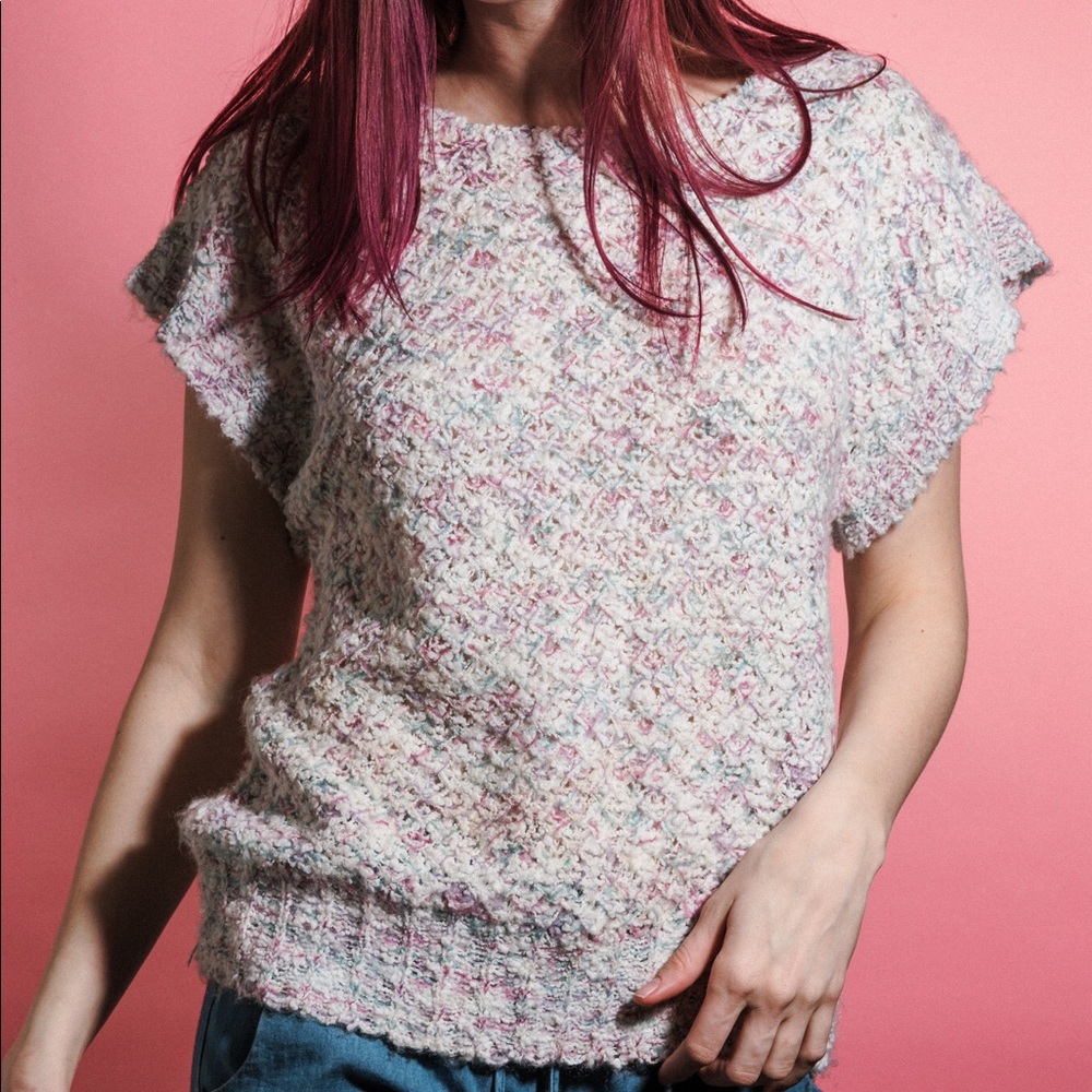 Madrid Bee Short Sleeve Sweater